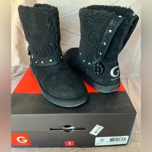 Guess boots